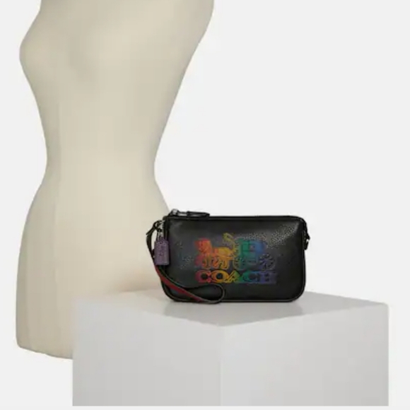 Coach Nolita 19 With Horse And Carriage - Picture 3 of 7